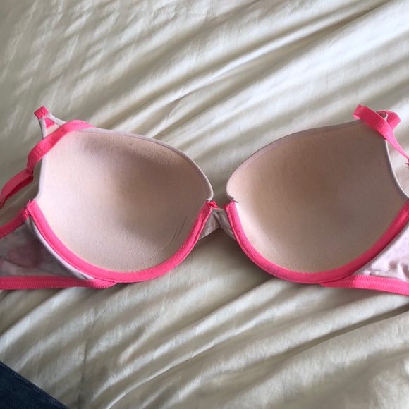Victoria Secret TShirt Bra - Picture 3 of 4